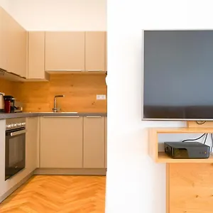 Nadland B7 Apartamento