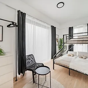 Chic By Home2 Albergue