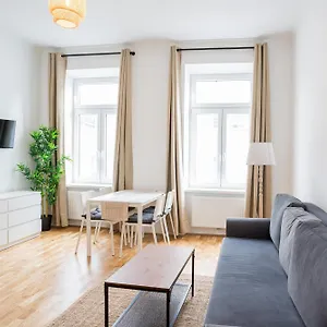  Apartman 1150