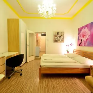 3* Hotel de apartamente Ajo - Messe Flat - Self-check-in