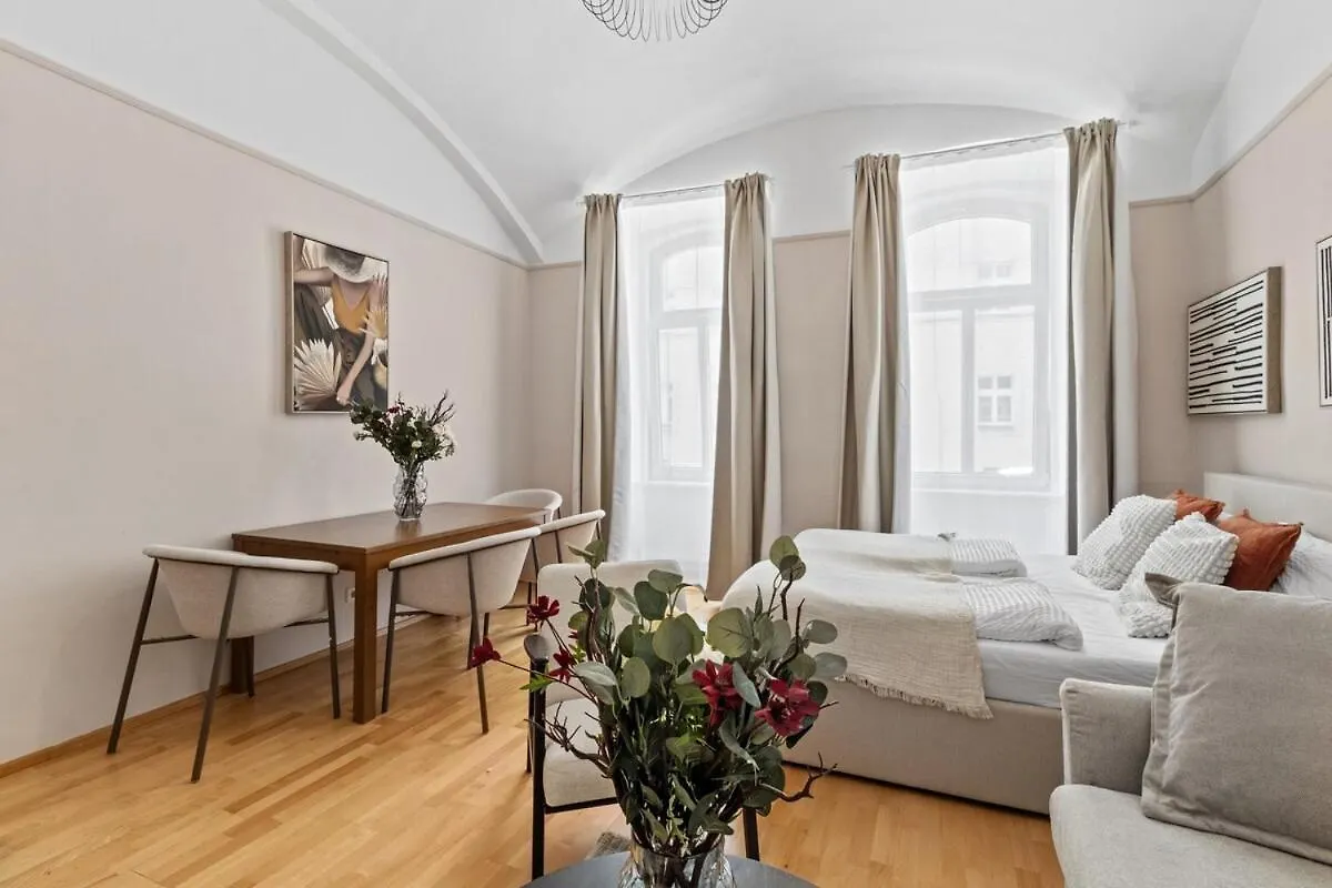Apartment Neben Augarten I 5 Min To Metro I 10 Min To City Vienna