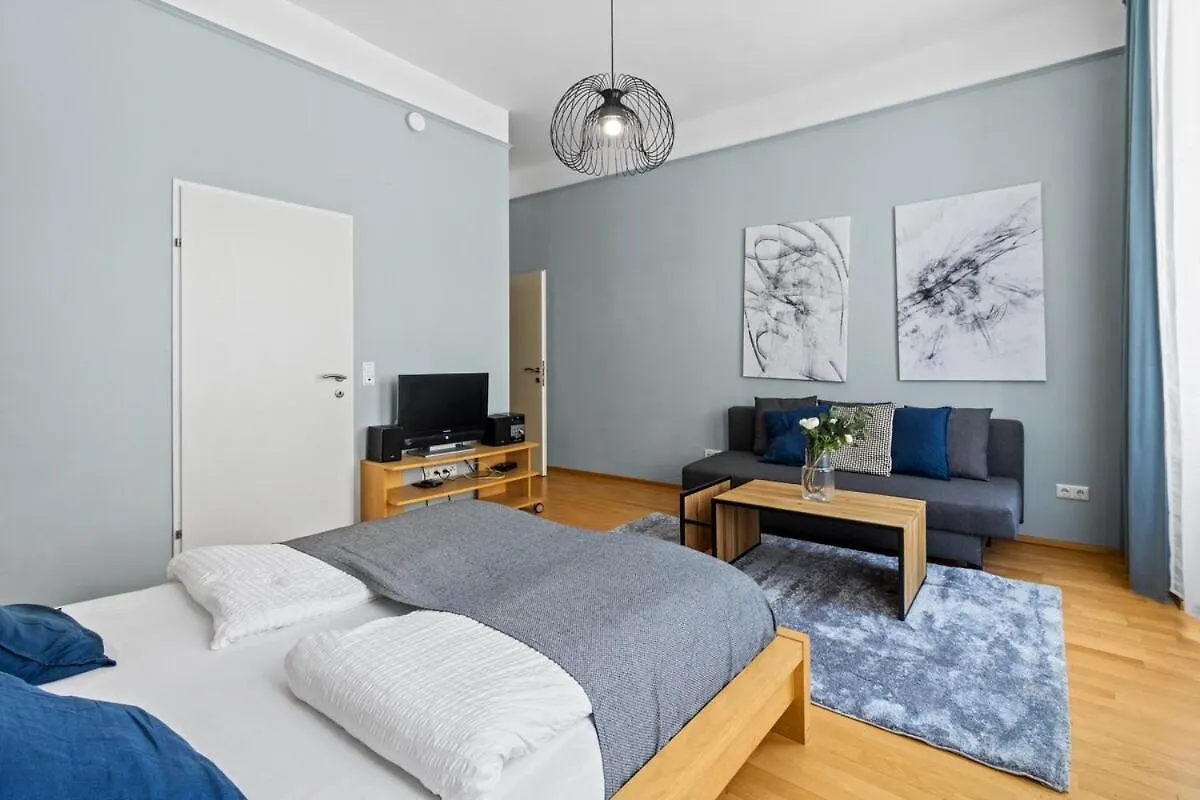Neben Augarten I 5 Min To Metro I 10 Min To City Vienna Apartment