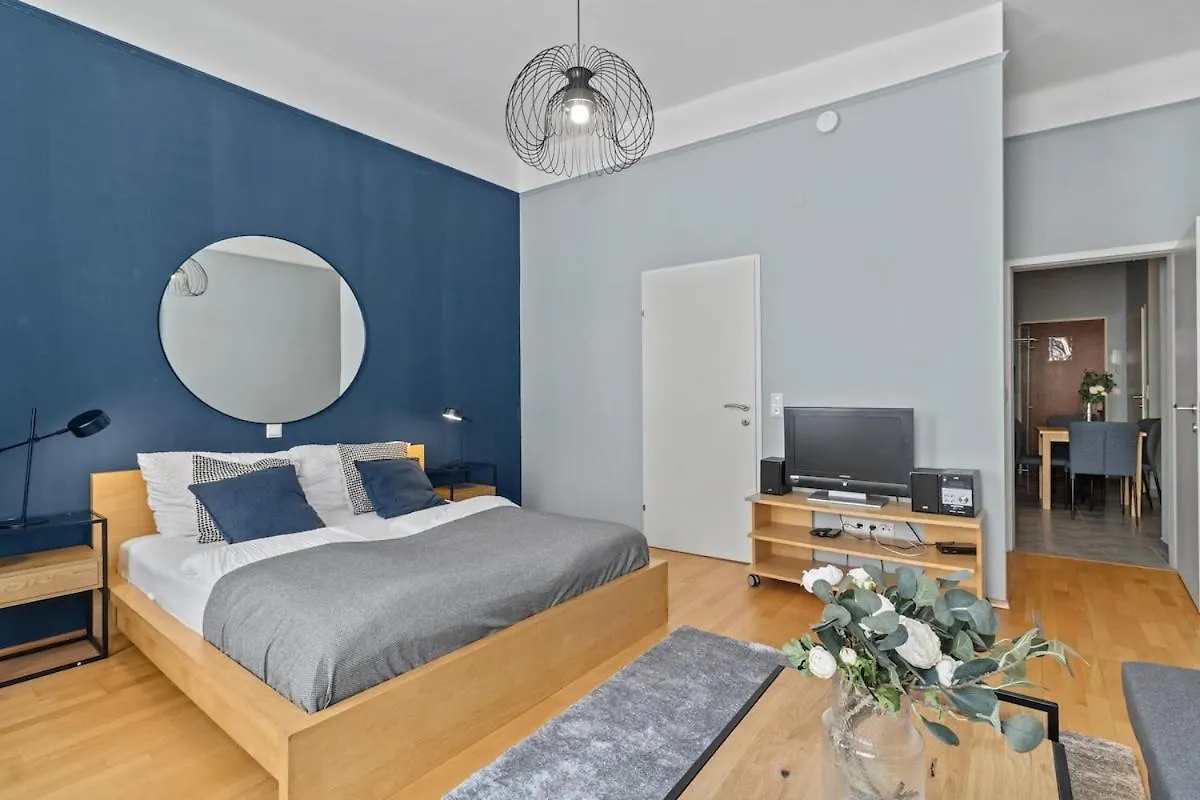 Neben Augarten I 5 Min To Metro I 10 Min To City Vienna Apartment