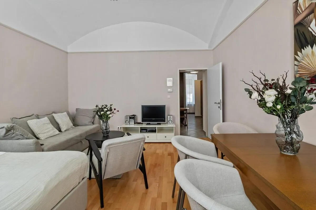 Apartment Neben Augarten I 5 Min To Metro I 10 Min To City Vienna Austria